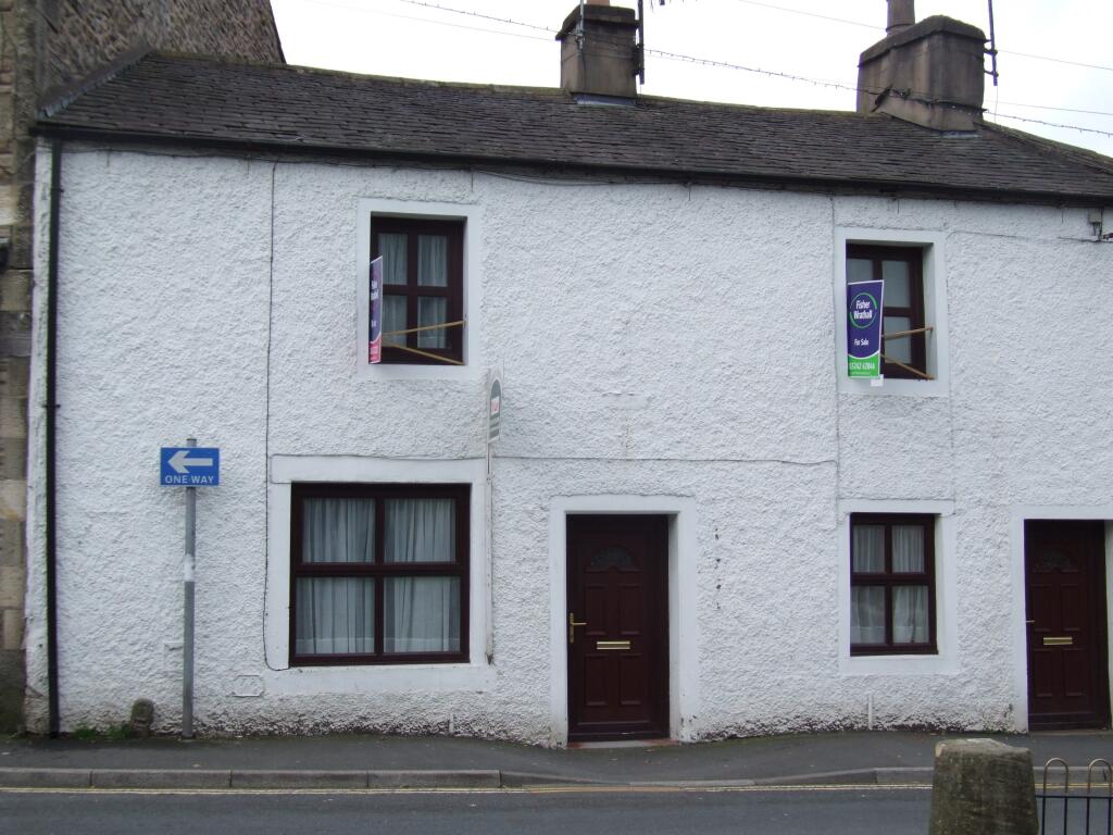 2 bedroom terraced house for sale in Main Street, Ingleton, LA6