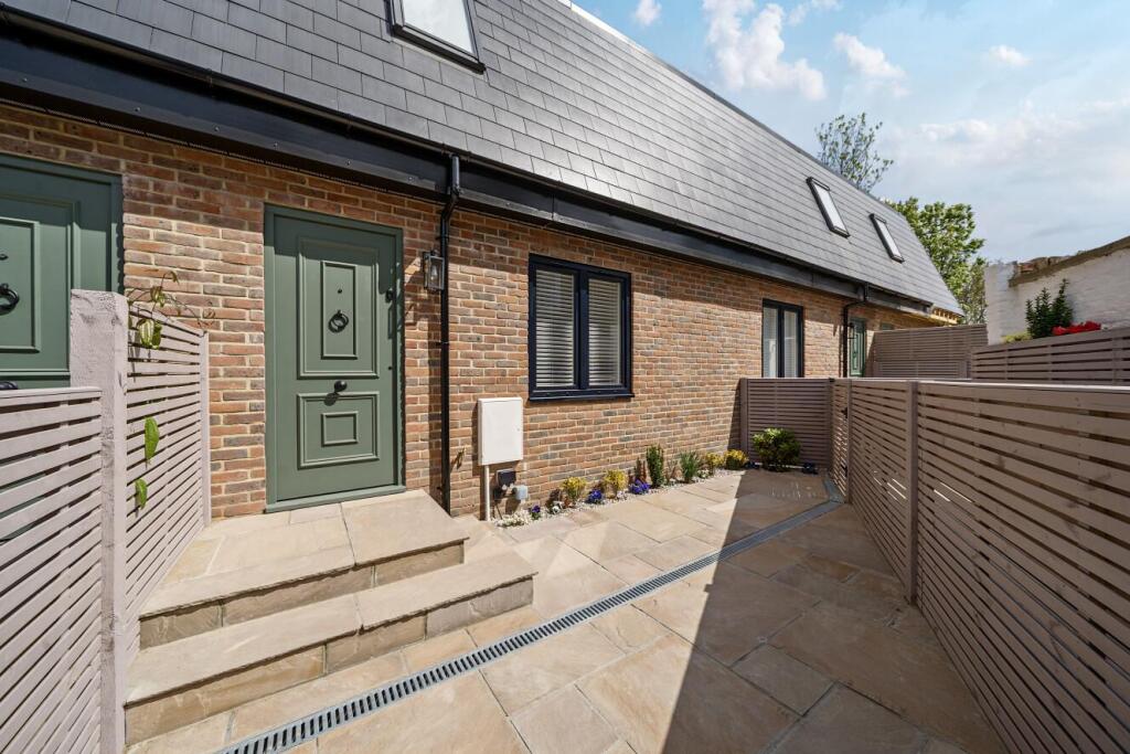 Main image of property: Waldeck Road, Chiswick, London, W4
