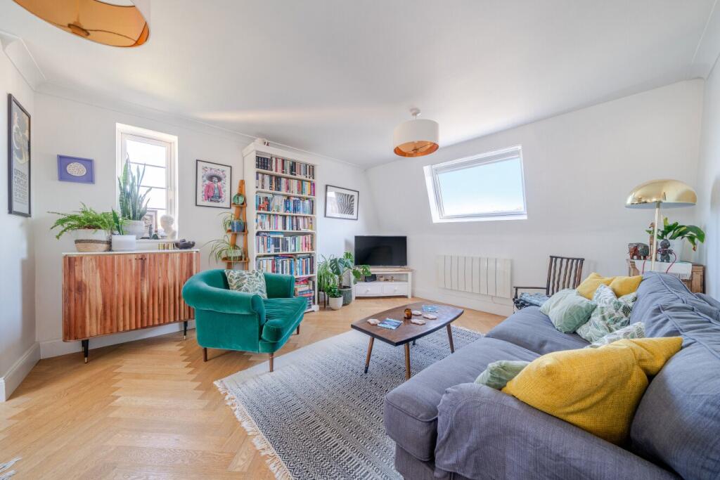 Main image of property: Churton Place, Chiswick Village, London, W4