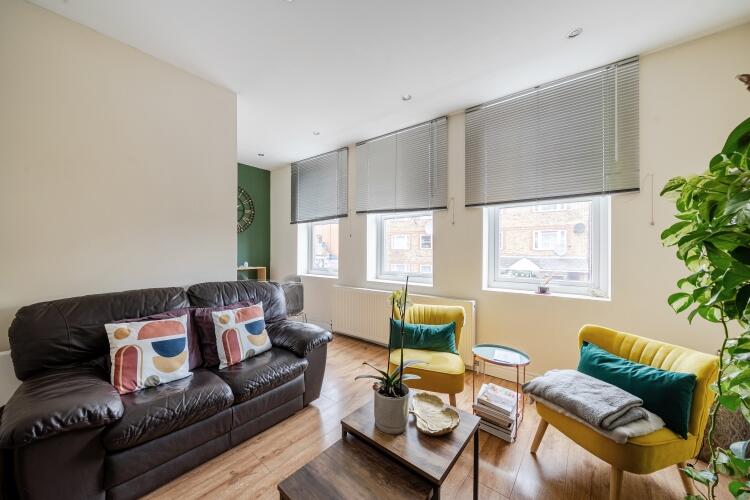 Main image of property: Tottenham Lane London N8