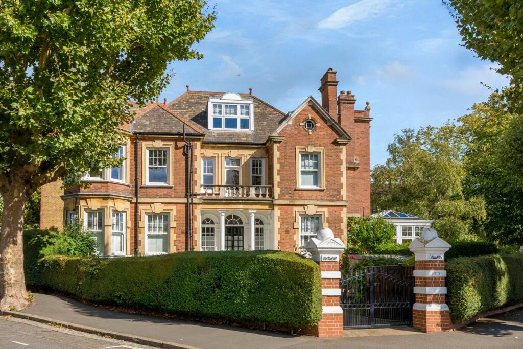 Main image of property: Half Moon Lane, Herne Hill, SE24