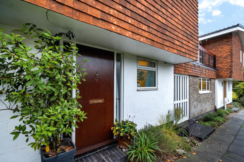 Main image of property: Morkyns Walk, Alleyn Park, London, SE21