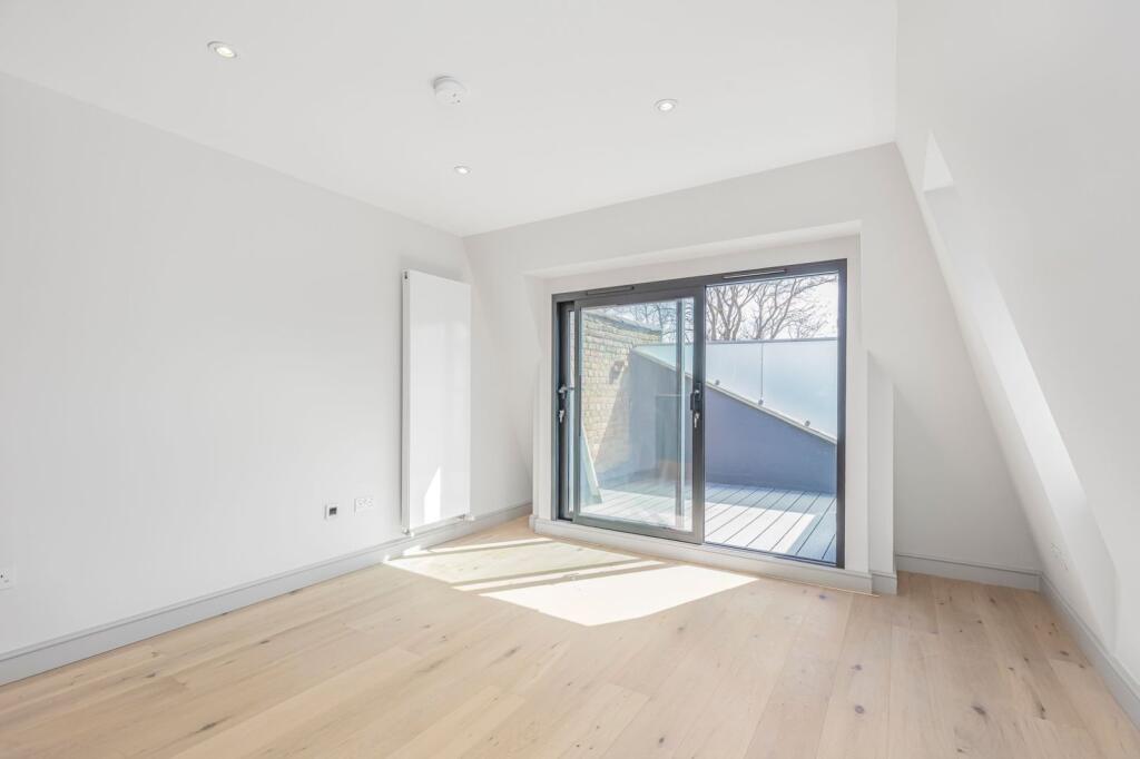 Main image of property: Earlsfield Road, Earlsfield, London, SW18