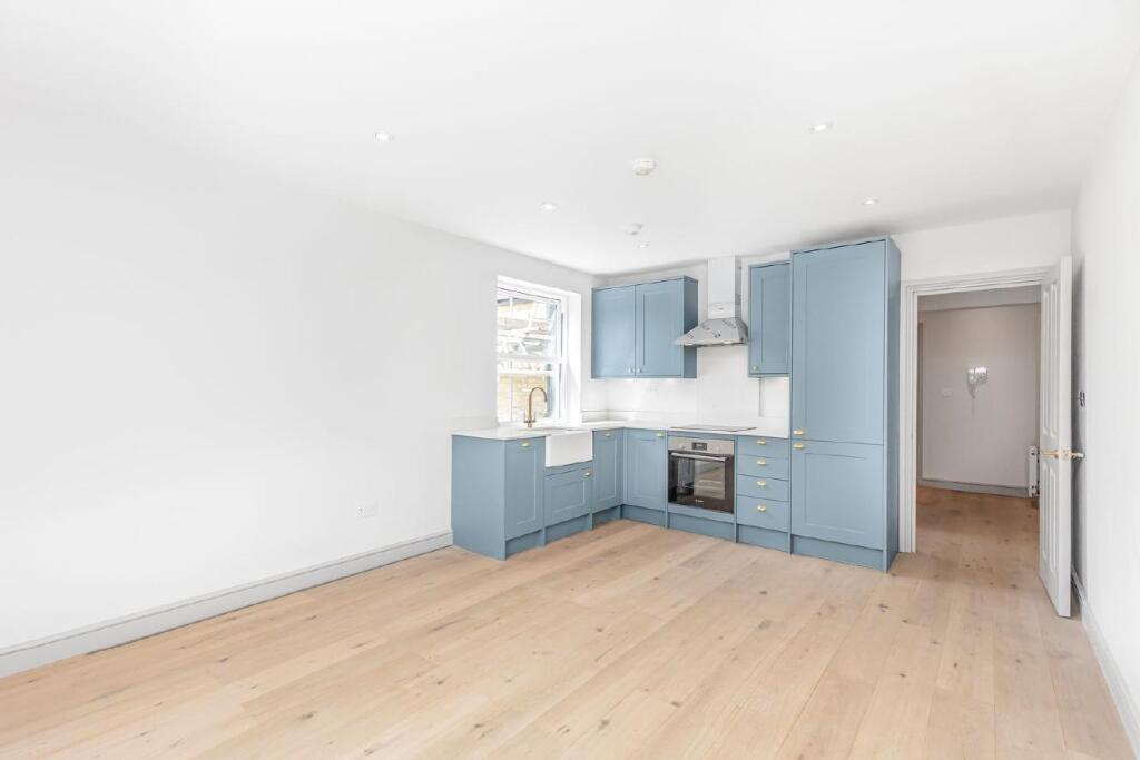 Main image of property: Earlsfield Road, Earlsfield, London, SW18