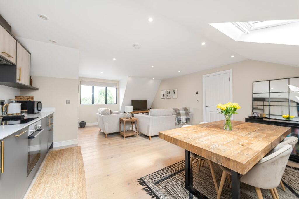 Main image of property: St Andrews Court, Waynflete Street, Earlsfield, London, SW18