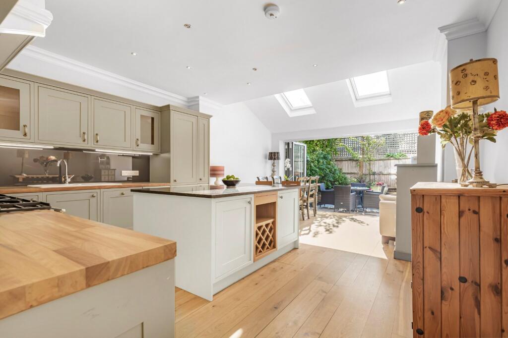 Main image of property: Ravensbury Road, Earlsfield, London, SW18