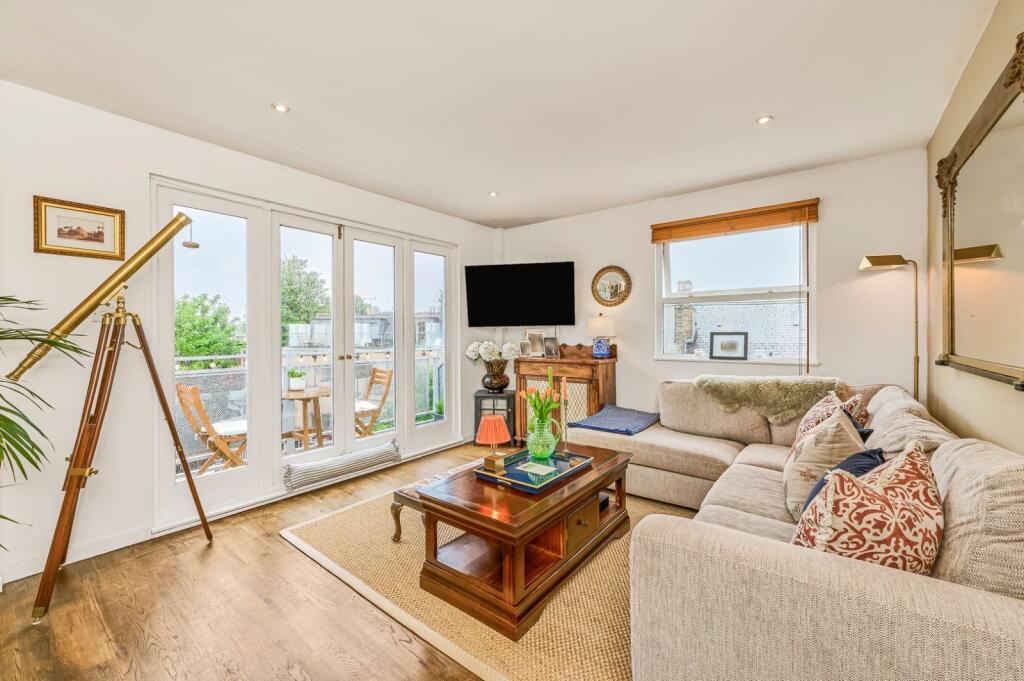 Main image of property: Earlsfield Road, Earlsfield, London, SW18