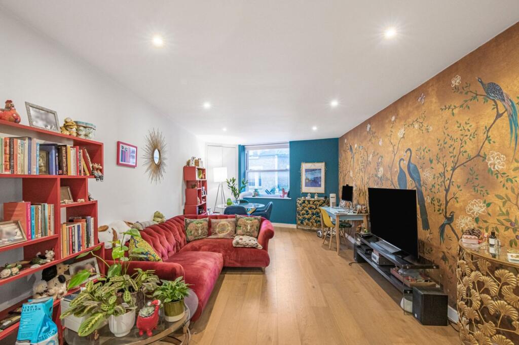 Main image of property: Garratt Lane, Earlsfield, London, SW18