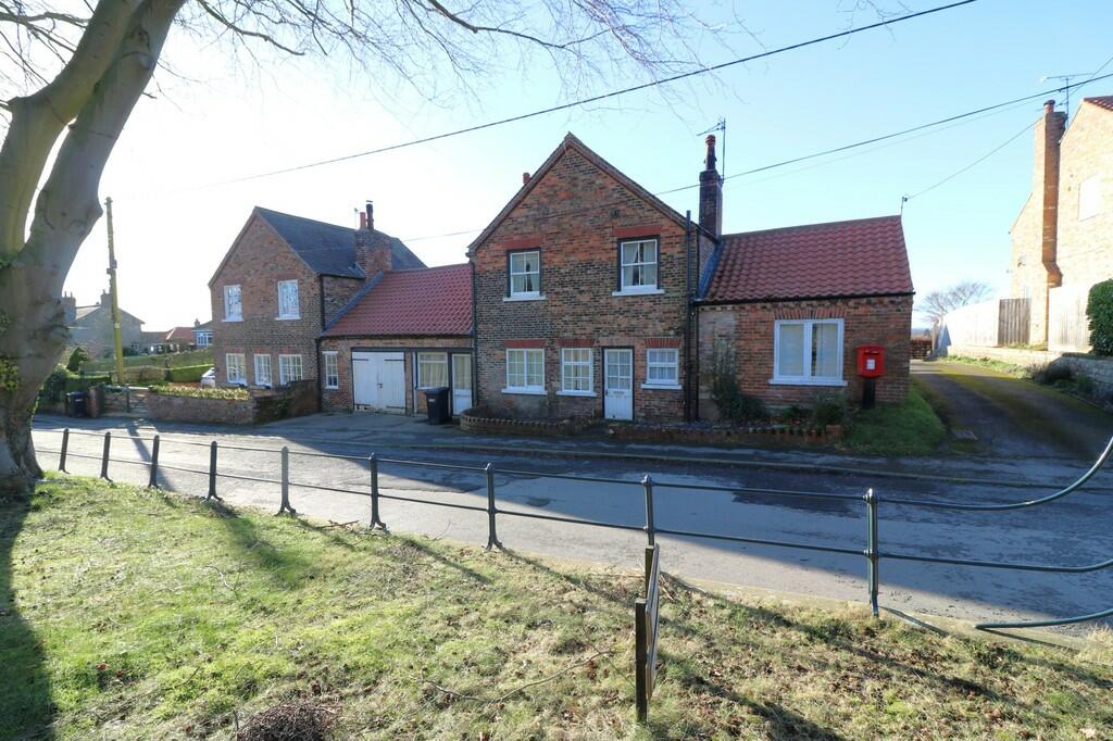 4 bedroom link detached house for sale in The Old Post Office, Main