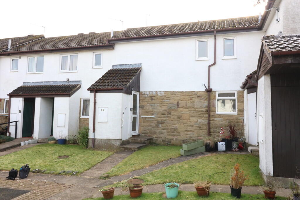 Main image of property: 29 Kings Meadow Close, Wetherby LS22 7FU 