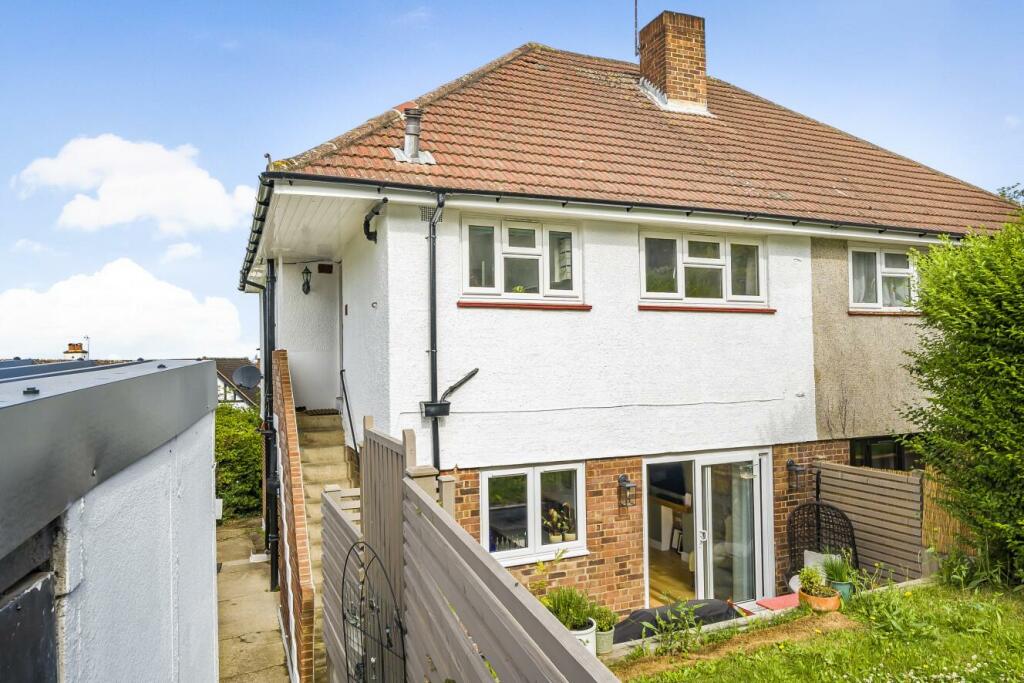 2 bedroom for sale in Honor Oak Rise, Forest Hill, SE23