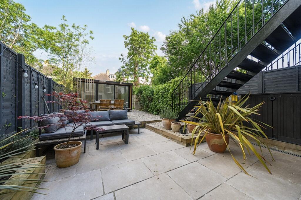 Main image of property: Devonshire Road, Forest Hill, London, SE23
