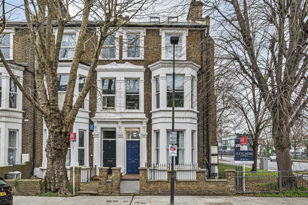 2 bedroom flat for sale in Weltje Road, Hammersmith, W6