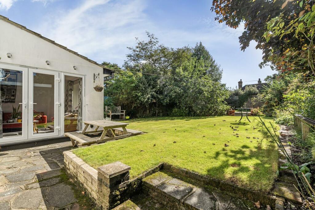 Additional property image - Sandiland Crescent, Hayes
