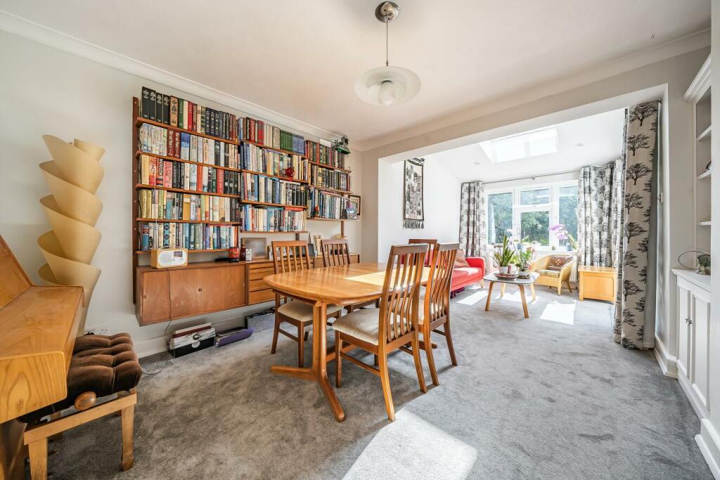 Additional property image - Sandiland Crescent, Hayes