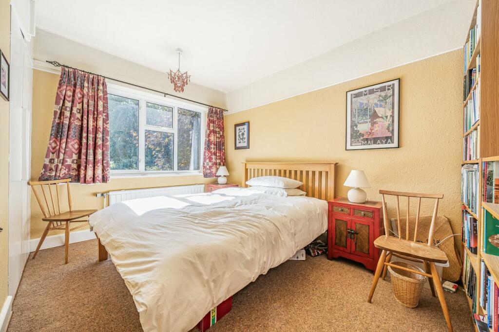 Additional property image - Sandiland Crescent, Hayes
