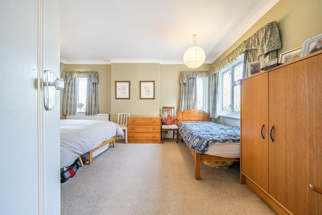 Additional property image - Sandiland Crescent, Hayes