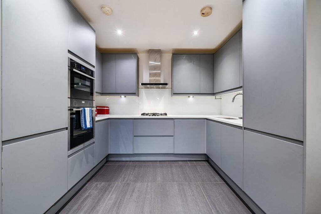 Additional property image - Hayes Lane, Hayes