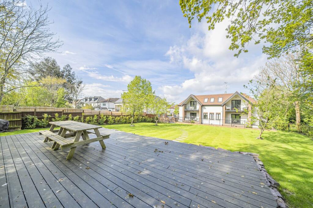 Additional property image - Hayes Lane, Hayes