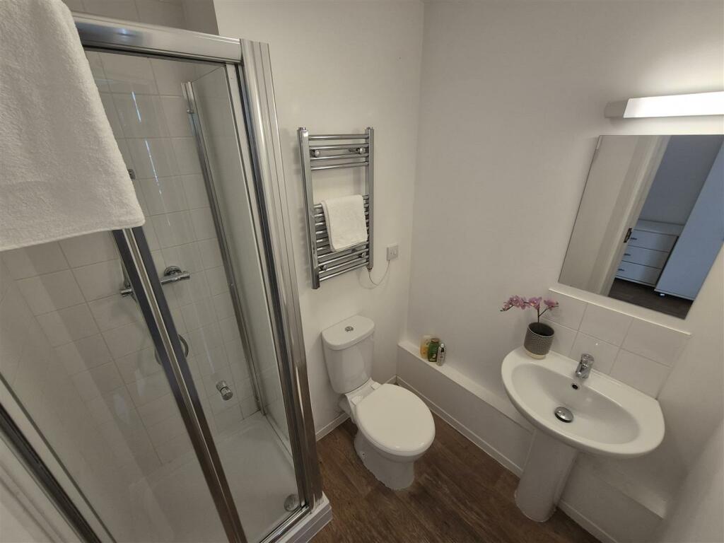 Additional property image - SELF CONTAINED STUDIO