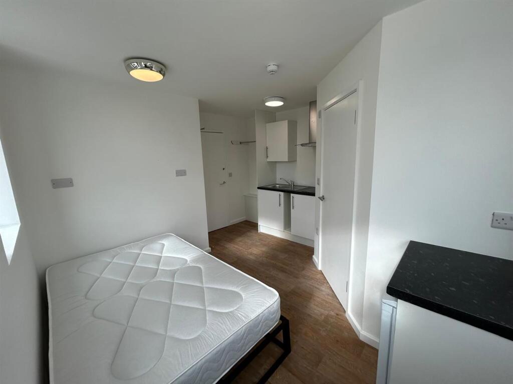 Main image of property: STUDIO WITH BILLS INCLUDED
