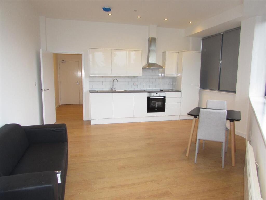 Main image of property: Bath Road, Slough