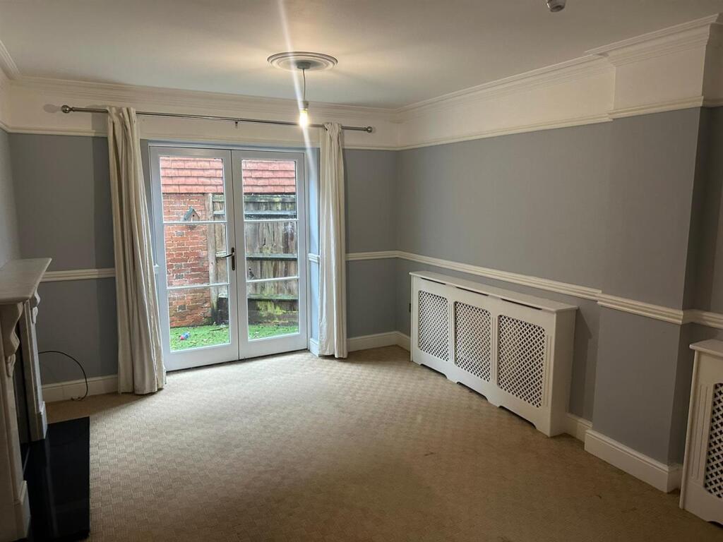 Main image of property: PETS CONSIDERED