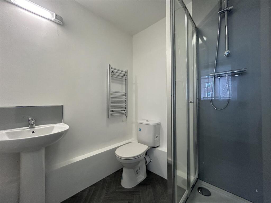 Additional image 2 of Self Contained Studio, Bills Included