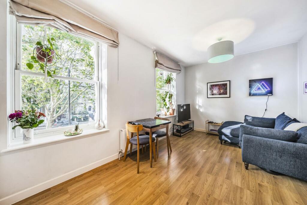 1 bedroom flat for sale in Petherton Road, Highbury, N5