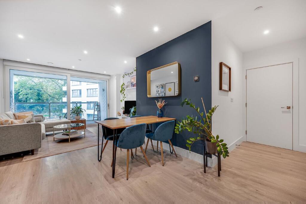 Main image of property: Sterling Way, Islington, London, N7