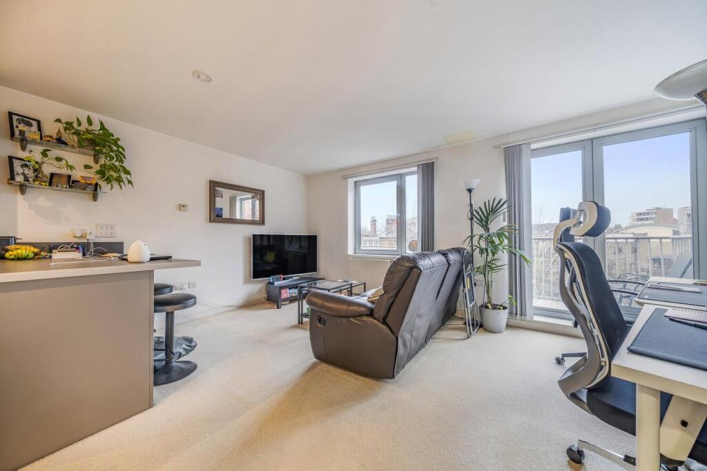 Main image of property: Eden Grove, Holloway, London, N7