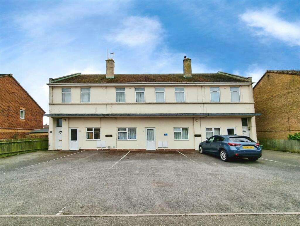 Main image of property: Welford Avenue, Irthlingborough