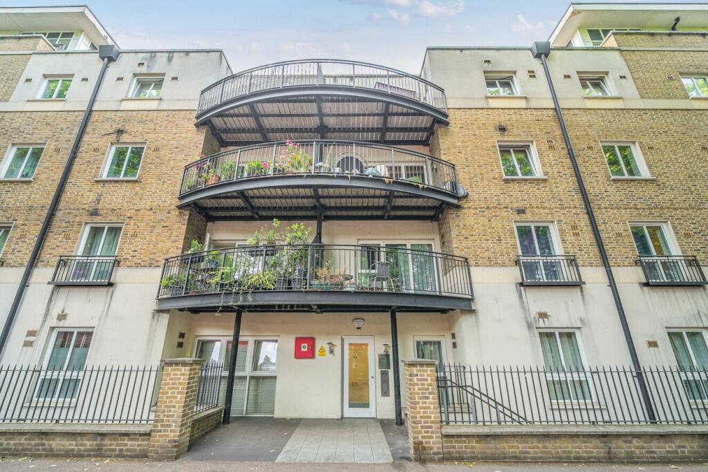 Main image of property: Kennington Road, London, SE11