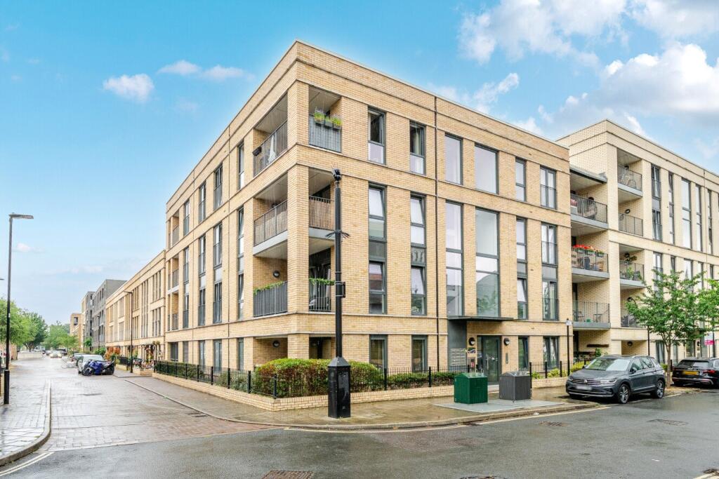 Main image of property: Eythorne Road, London, SW9