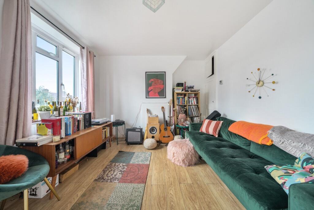 Main image of property: Vauxhall Street, London, SE11