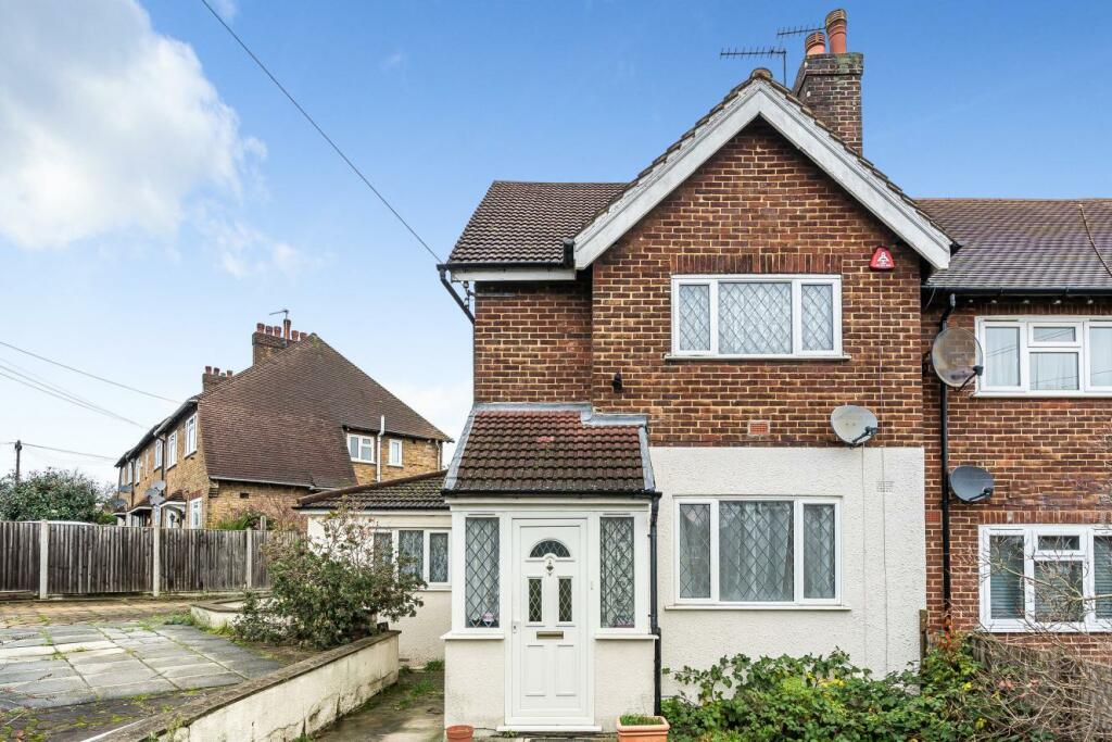 3 bedroom semidetached house for sale in Alnwick Road, Lee, SE12