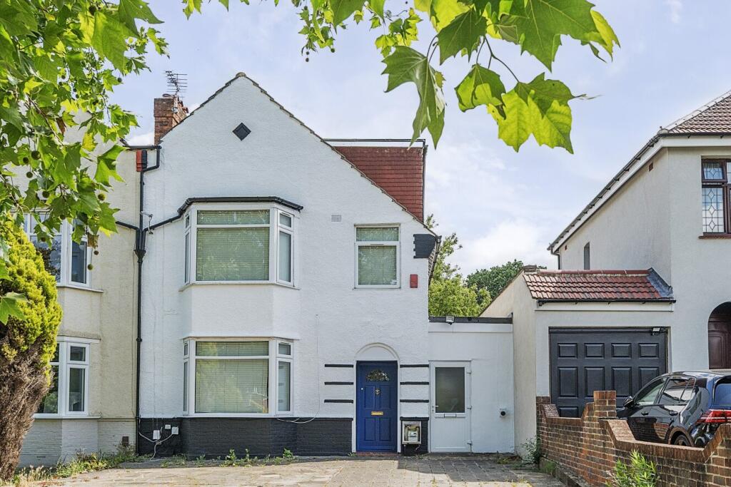 Main image of property: Baring Road, London, SE12