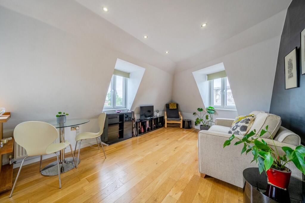Main image of property: Lampmead Road, London, SE12