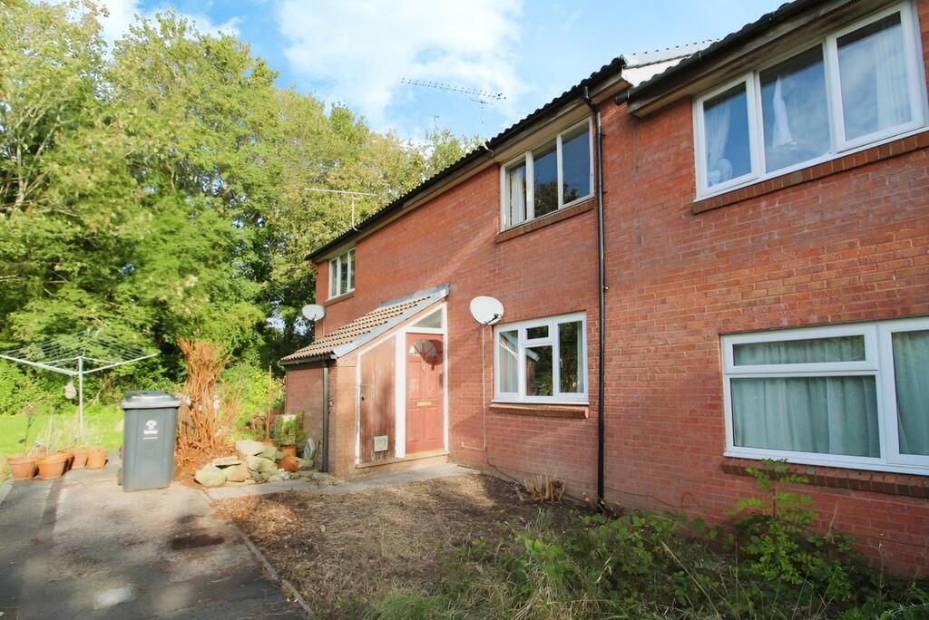 1 bedroom apartment for sale in Frampton Close, Eastleaze, SN5