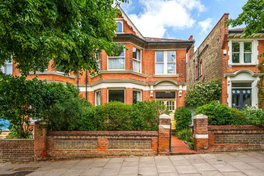 5 bedroom semidetached house for sale in The Avenue, Muswell Hill, N10