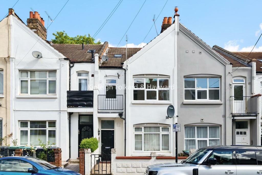 2 bedroom flat for sale in Lascotts Road, Bounds Green, N22