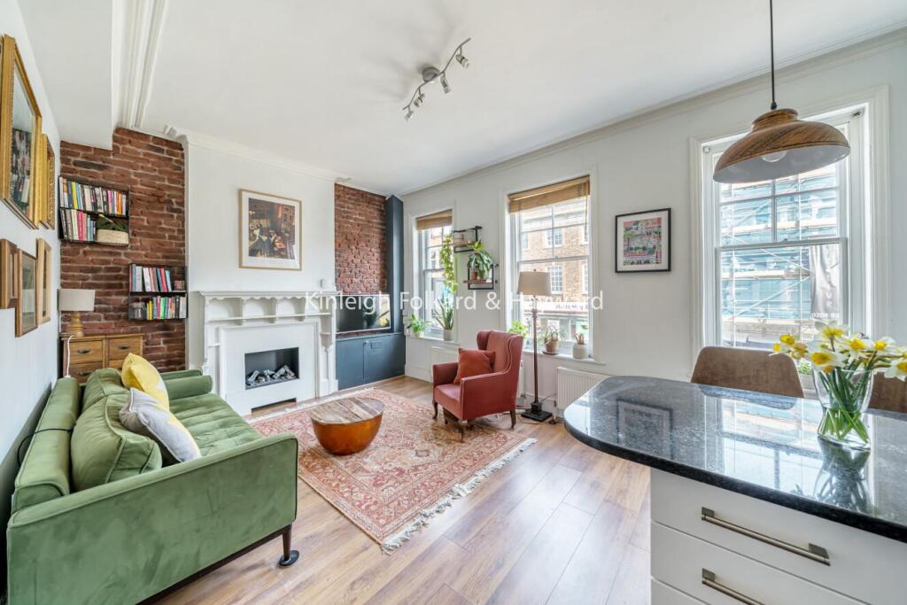 Main image of property: Queens Lane, Muswell Hill, London, N10