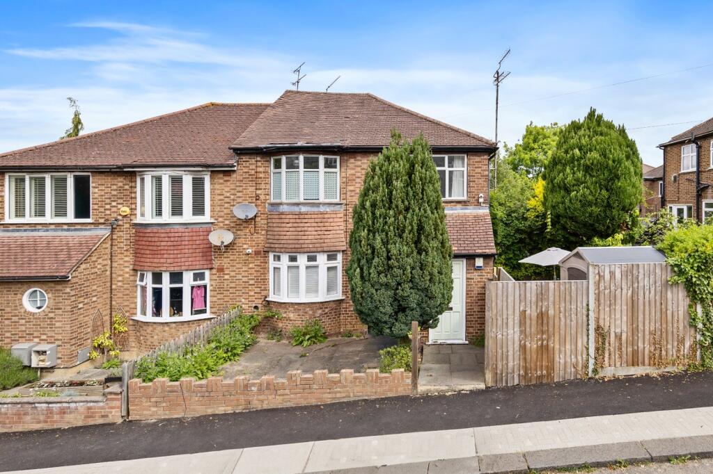 Main image of property: Oak Avenue, Muswell Hill, London, N10
