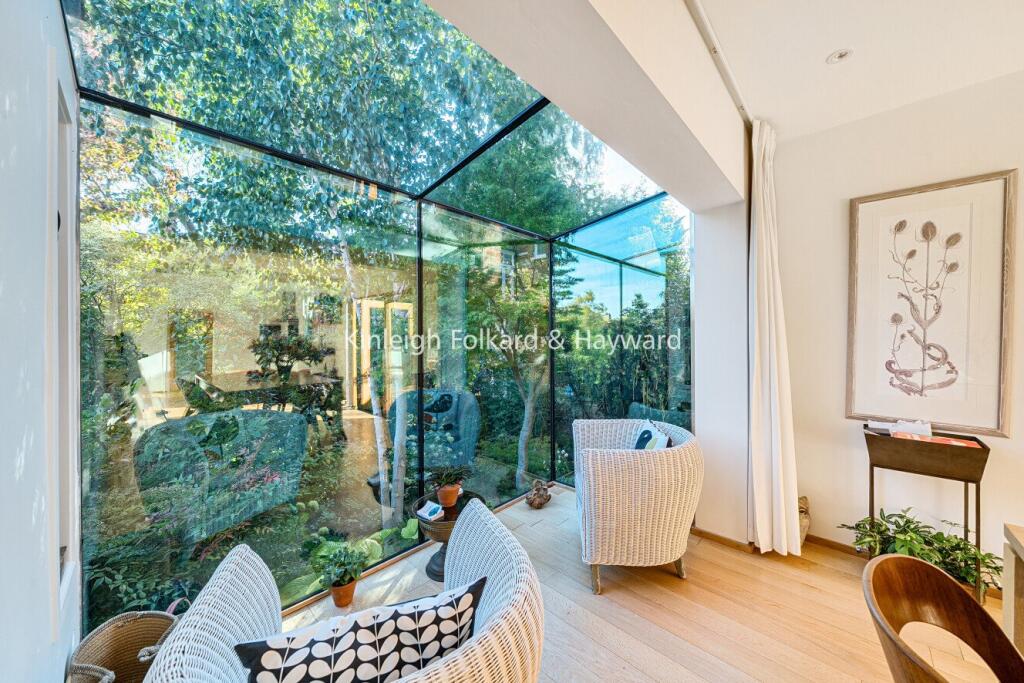 Main image of property: Cranley Gardens, London, N10