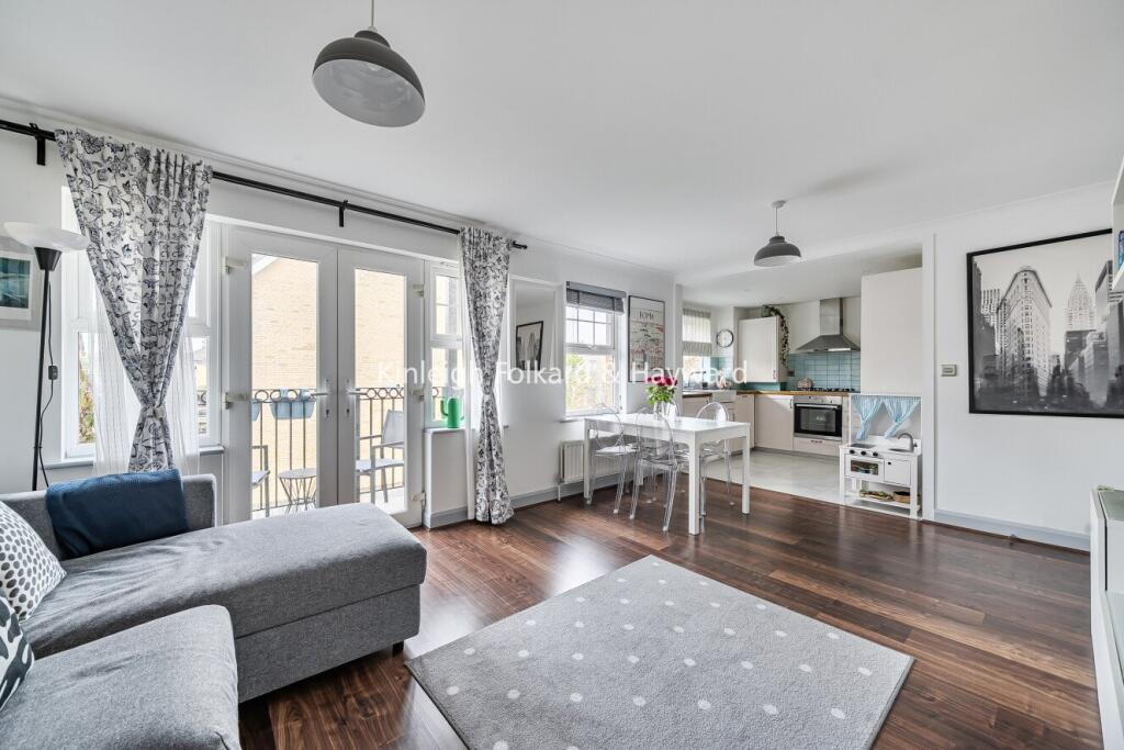 Main image of property: Osier Crescent, London, N10