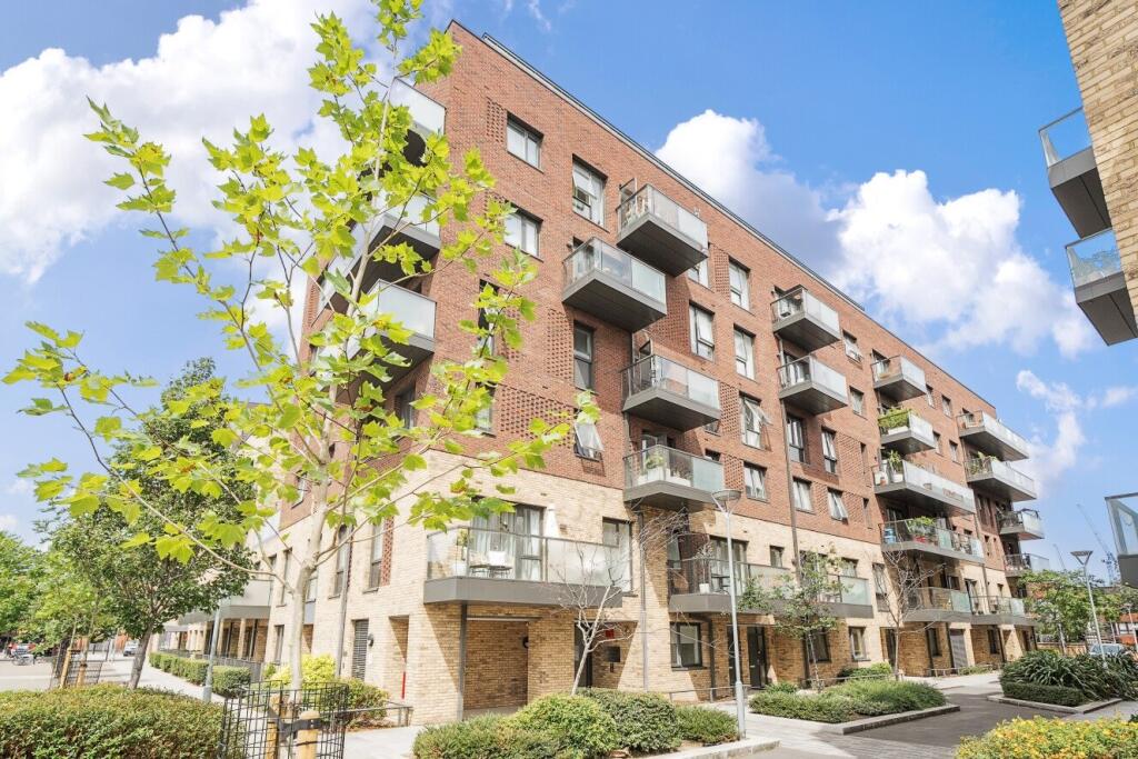 Main image of property: Cobden Walk, London, SE15