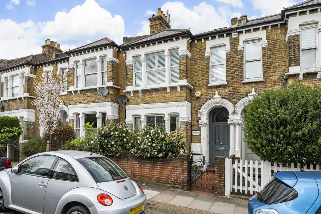 2 bedroom flat for sale in Oakhill Road, Putney, SW15