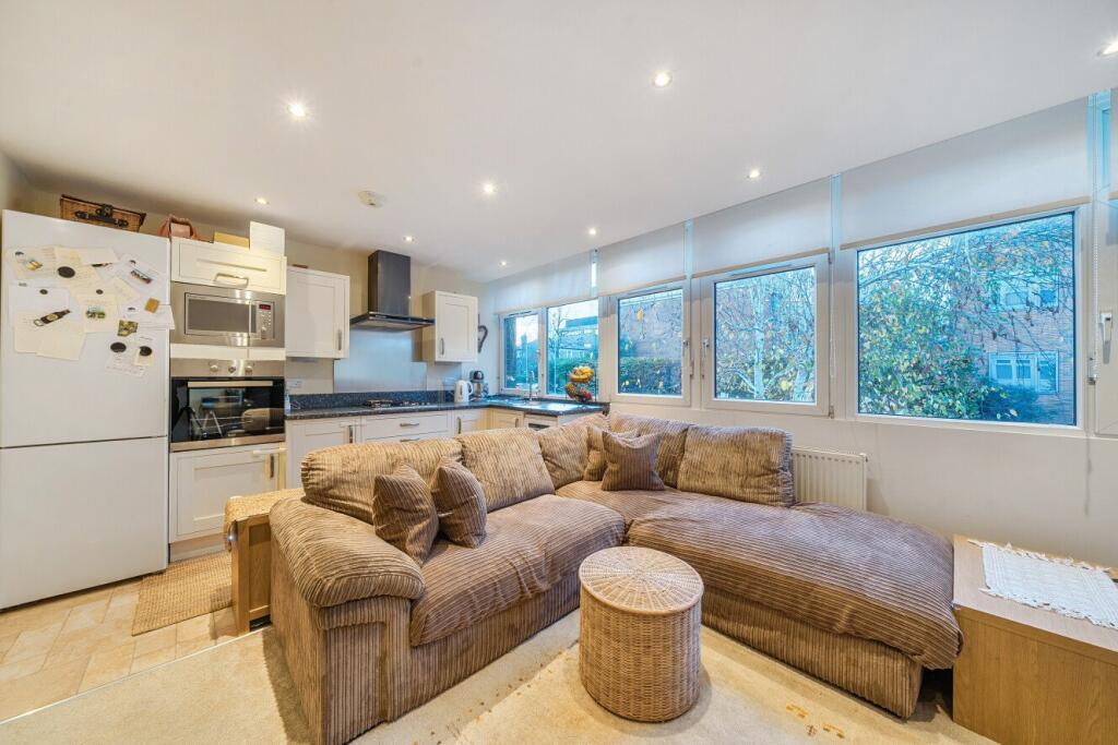 Main image of property: Rayners Road, London, SW15