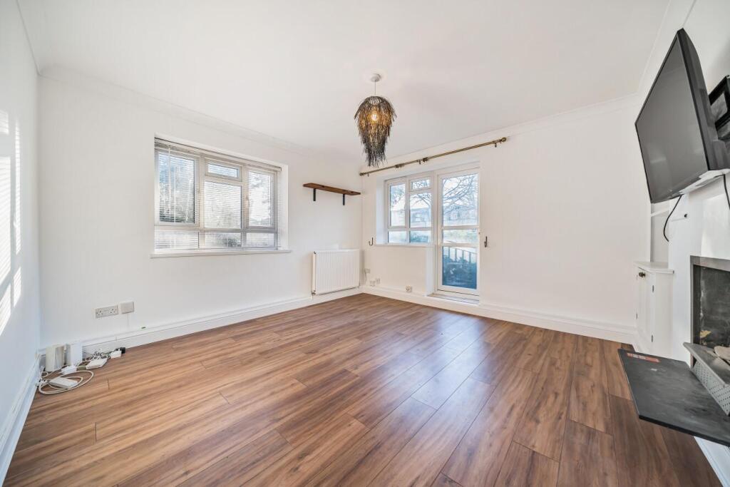 Main image of property: Esher Gardens, Southfields, London, SW19