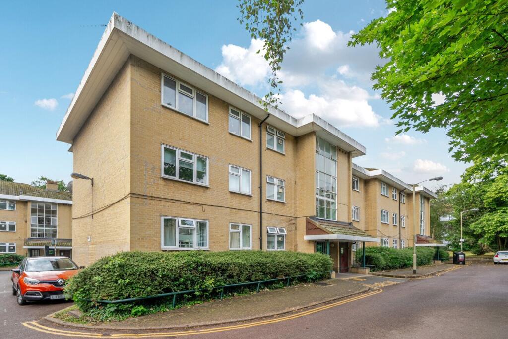 Main image of property: Weydown Close, London, SW19